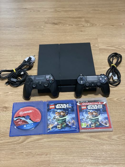 Consola PS4 ( Playstation 4) 500 GB + 2 Controllere + Jocuri Bonus