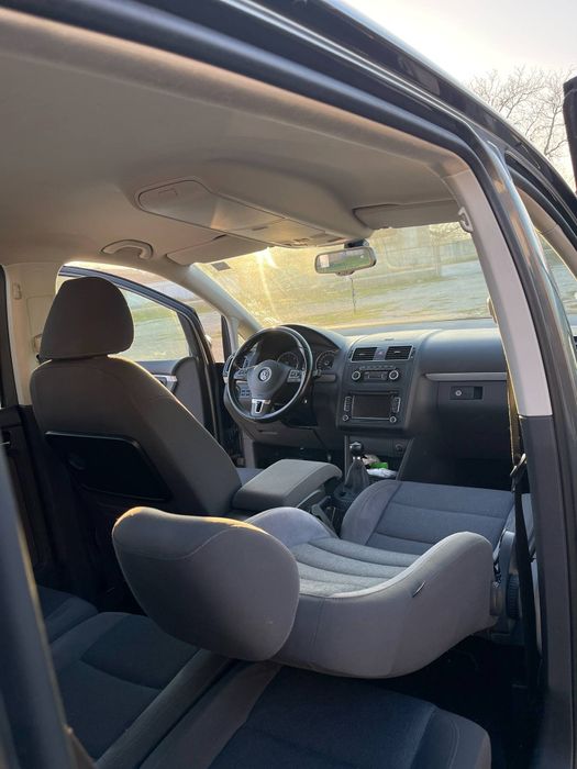 Mașina Touran style