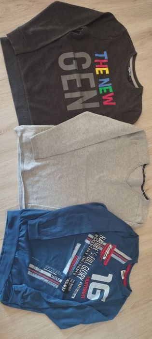 Запазени блузи до 140 см или 10 години, цена 4лв брой