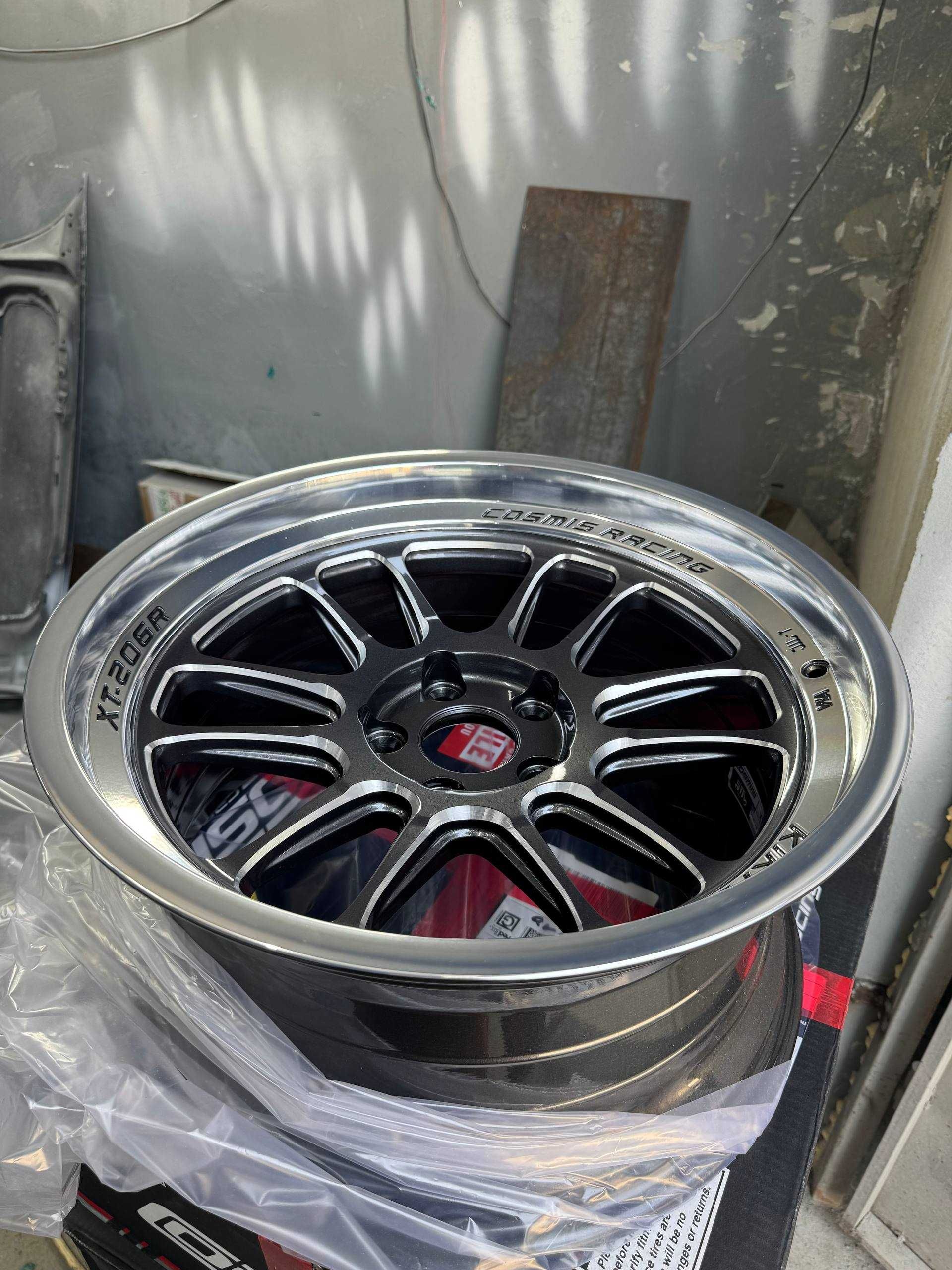 Диски Cosmis Racing XT-206R, разноширокие. 5x114.3, комплект. Новые
