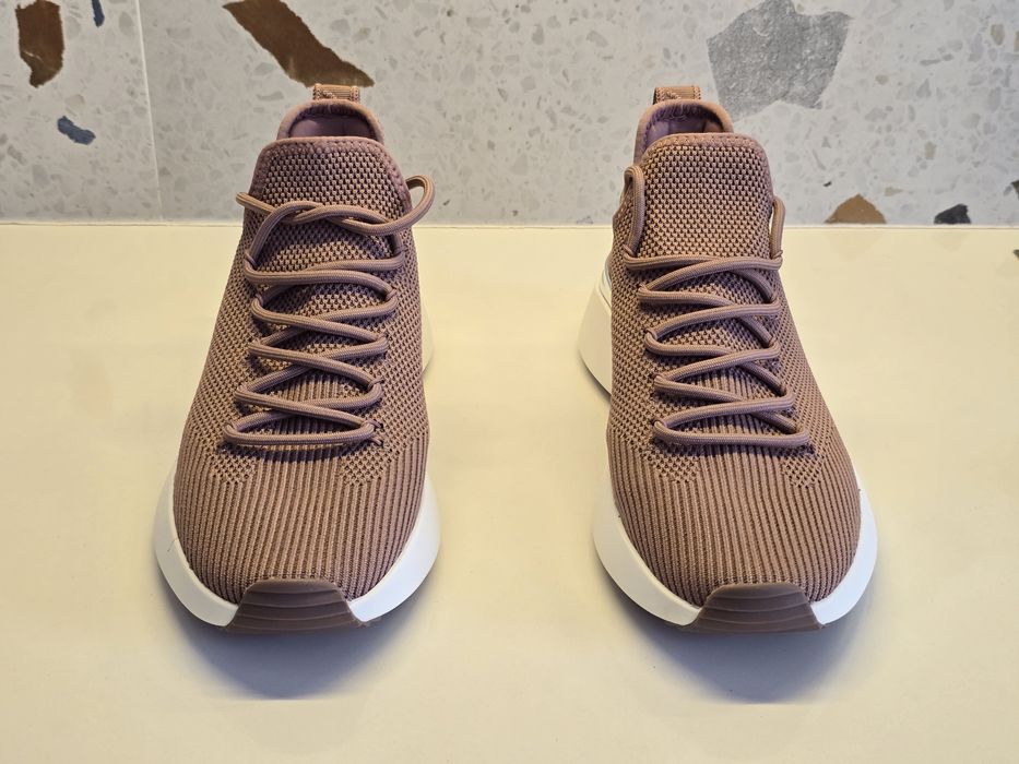 DKNY - sneakers 40.5