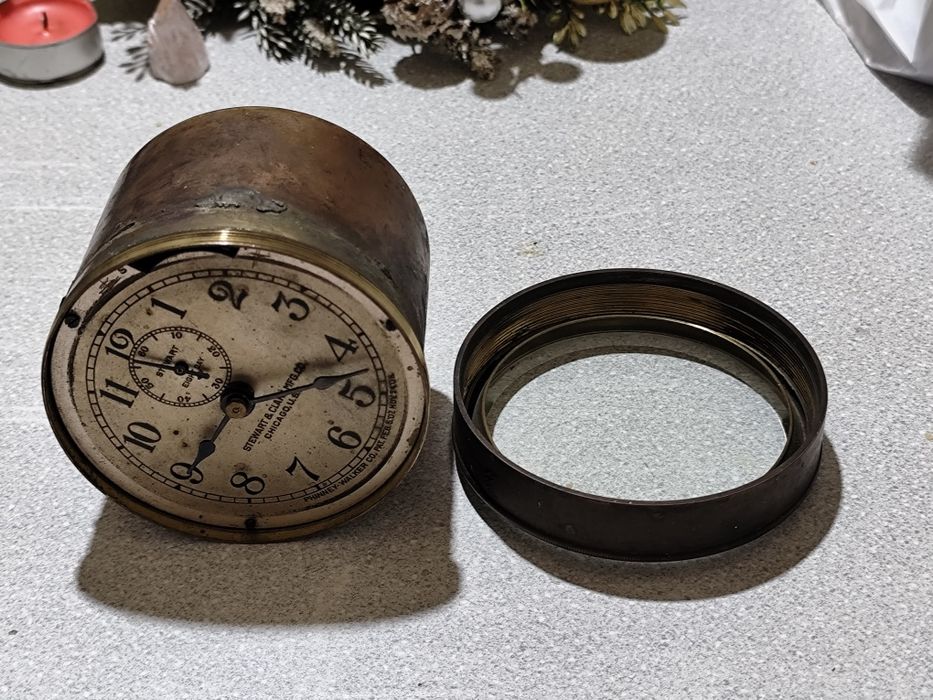Антикварен  Месингов Автомобилен Часовник за Табло.