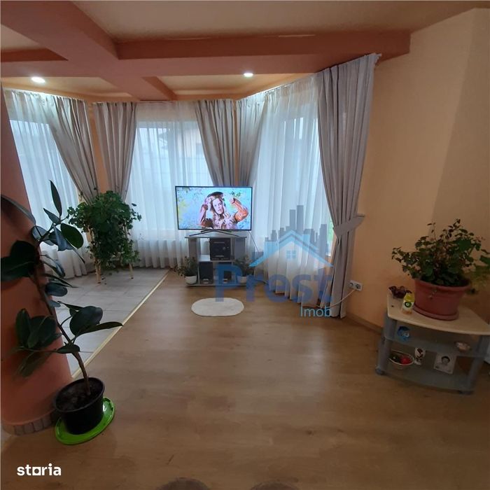 casa de vanzare 5 camere la cheie Unirii, Targu Mures