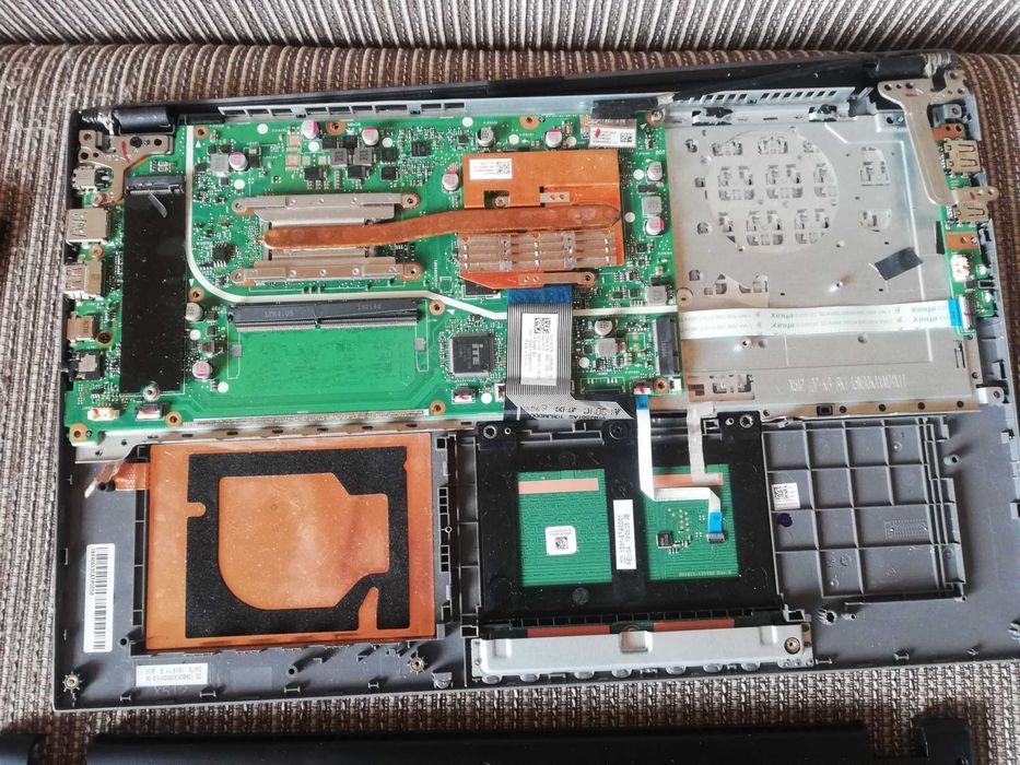 Asus X512U ЦЯЛ ЗА части