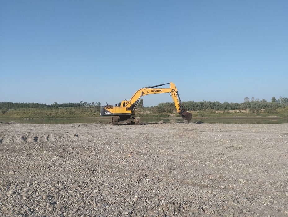 Hyundai 3000 sotiladi