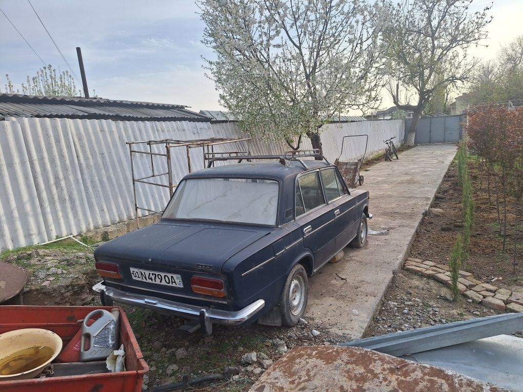 Jiguli sotiladi oladiganla bo'sa tel qilila gaplashamiza