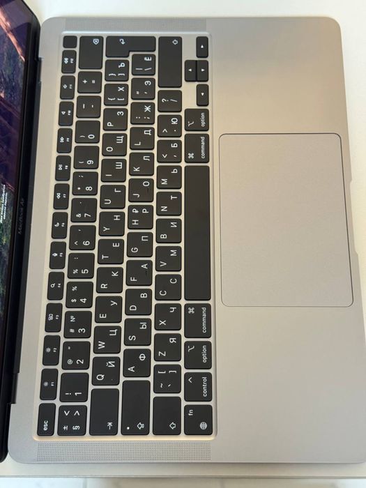 MacBook Air 13 2020 M1