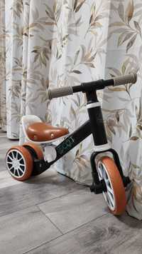 Tricicleta 2 in 1 ecotoys, pedale detasabile, material rezistent