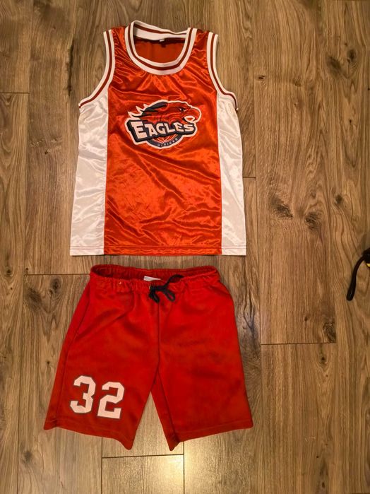 баскетболен екип_потник и шорти