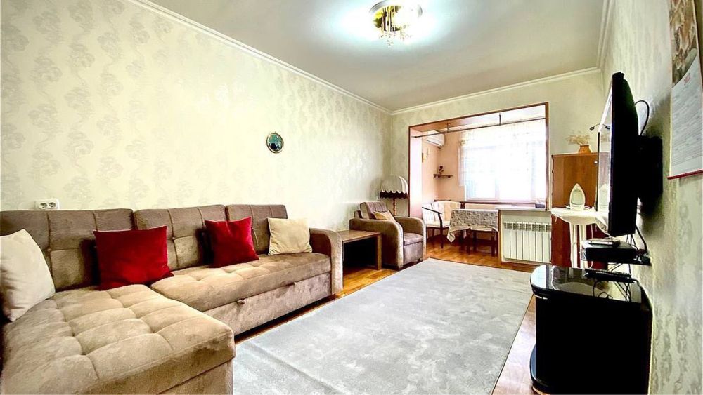 Продам квартиру ор. Мирабадский рынок
