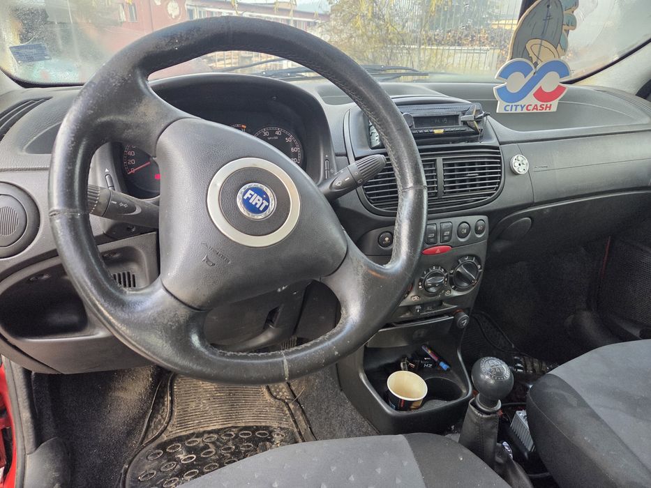 Фият пунто 2005 година всичко платено ,