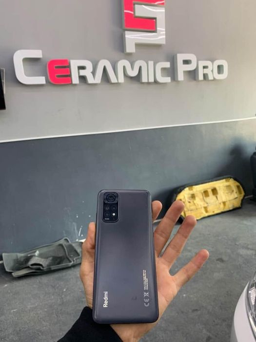 Srochna sotiladi redmi not 11 256 tali 1.100 yana kelishamiz