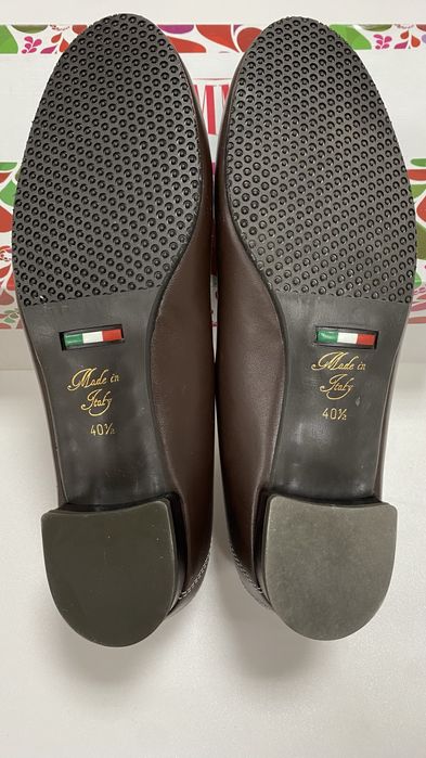 Нови италиански обувки