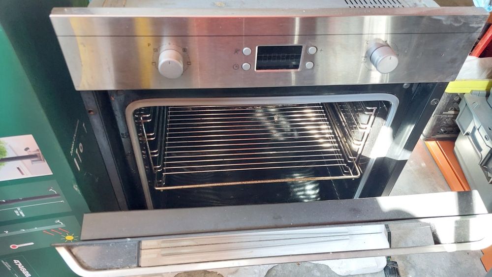 Фурна за вграждане beko
