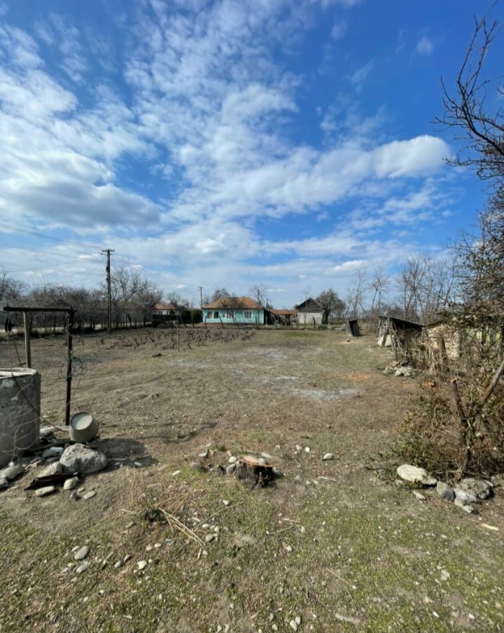 Vand teren casa în loc. Maxenu, com. Țintești,  Buzău