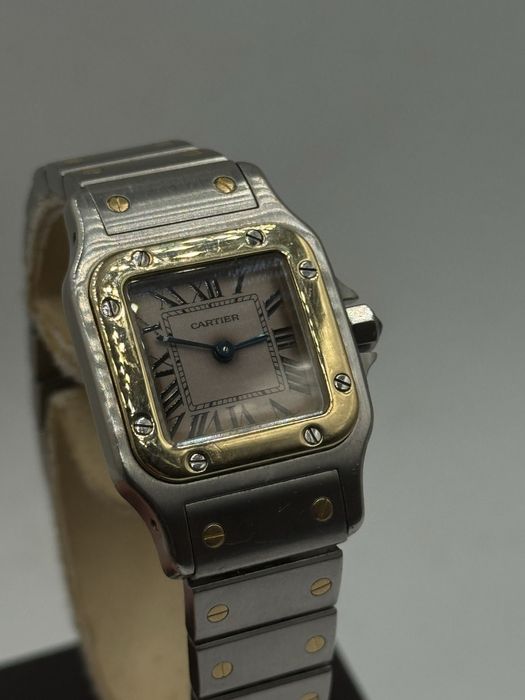 Cartier Santos Galbe Lady Quarz 24 mm Aur otel