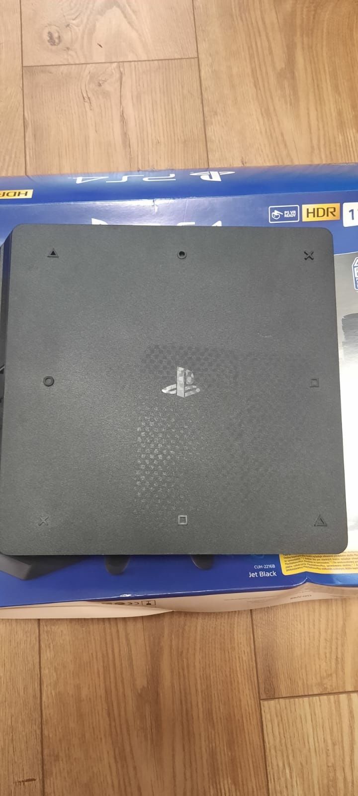 PlayStation 4 slim 1 TB / PS 4