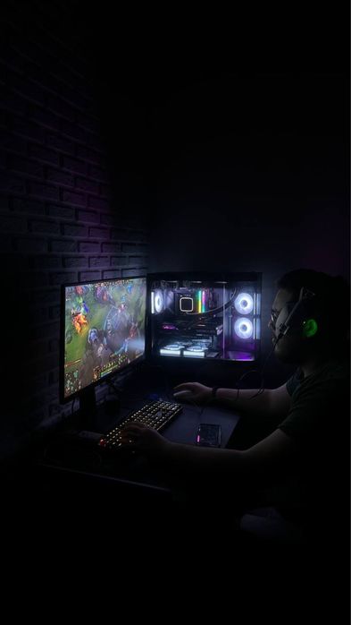 Продам Топовый игровой ПК + Полный сетап!