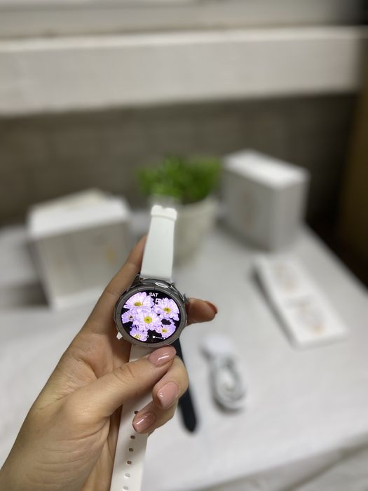 HD X2 Mini – стилен дамски смарт часовник с известия и амолед дисплей