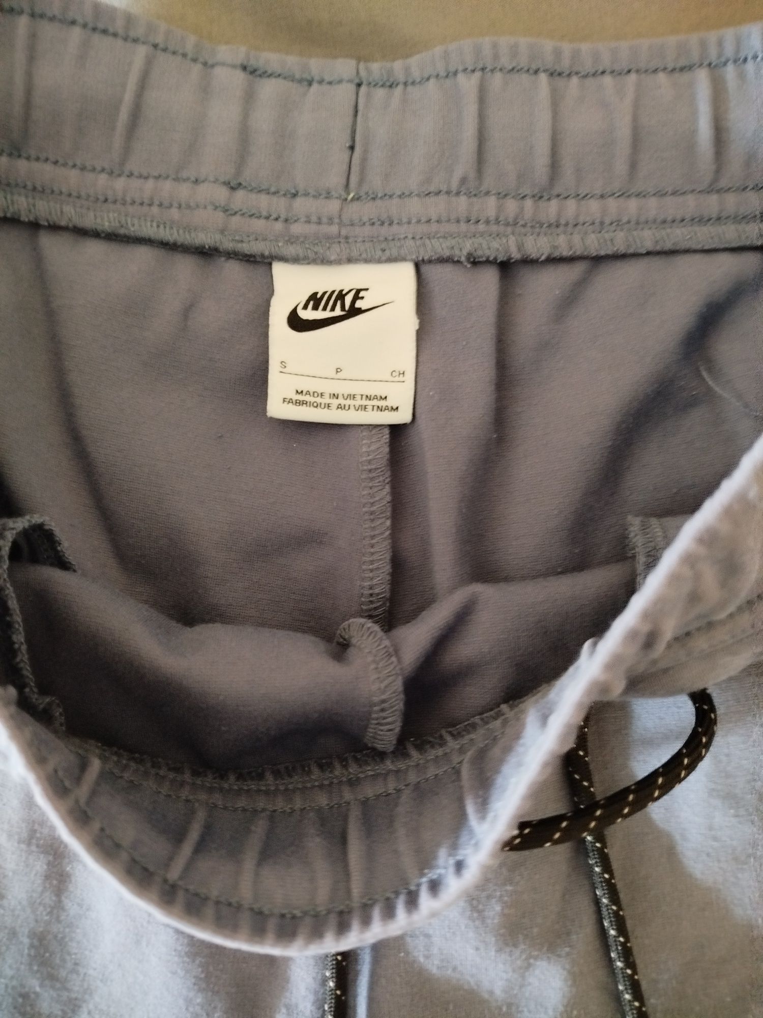 Nike tech fleece къси гащи