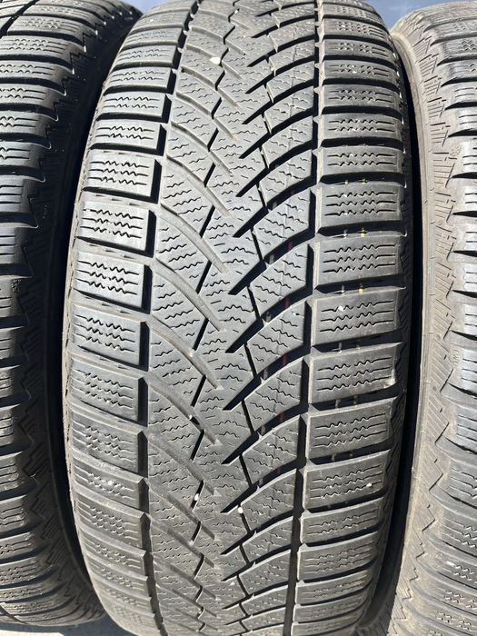 4 бр. зимни гуми 205/55/16 Semperit DOT 0118 4,5-5 mm