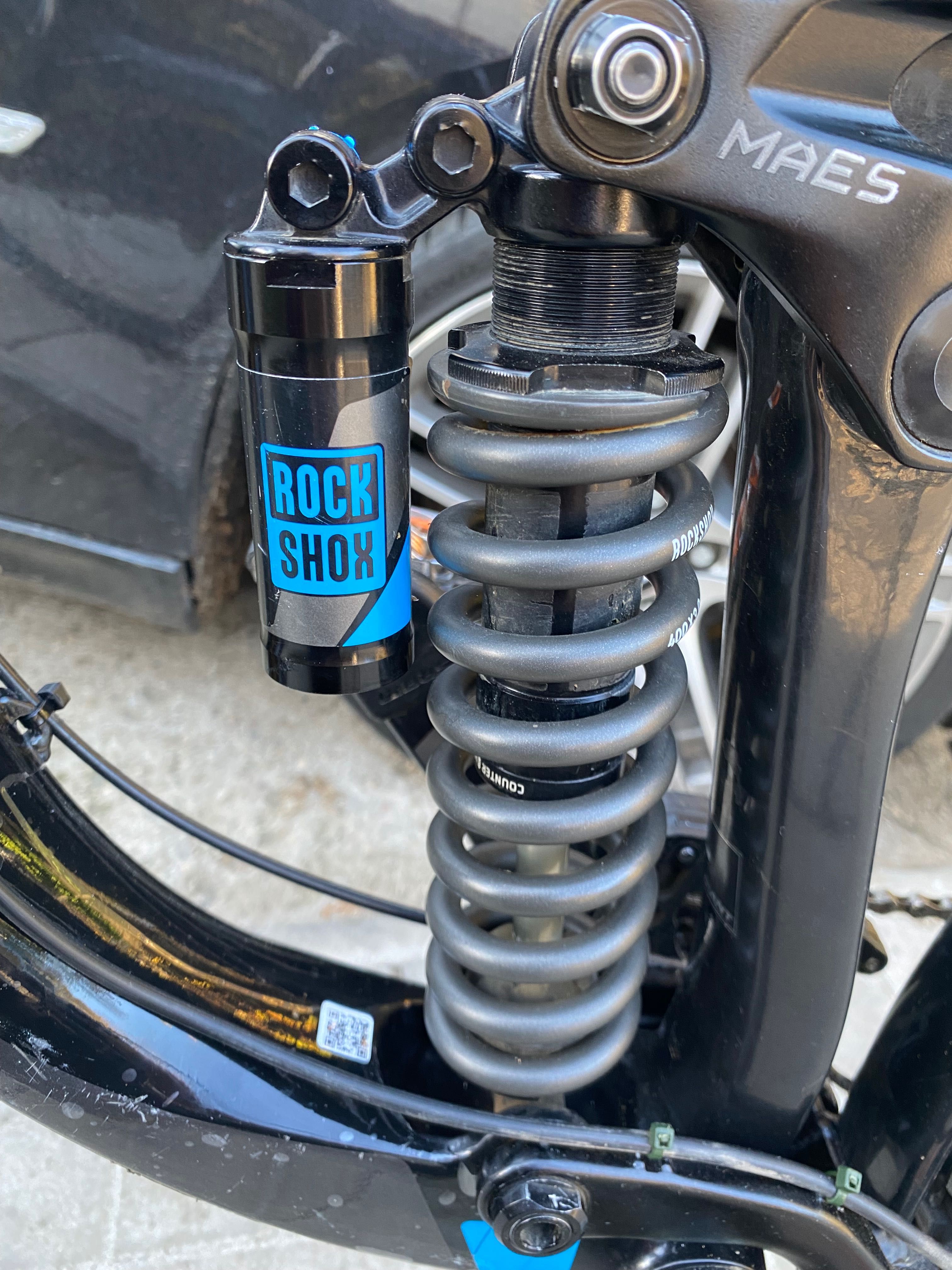 Rockshox Vivid R2C