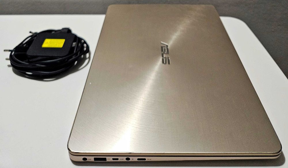 ASUS ZenBook UX430UA