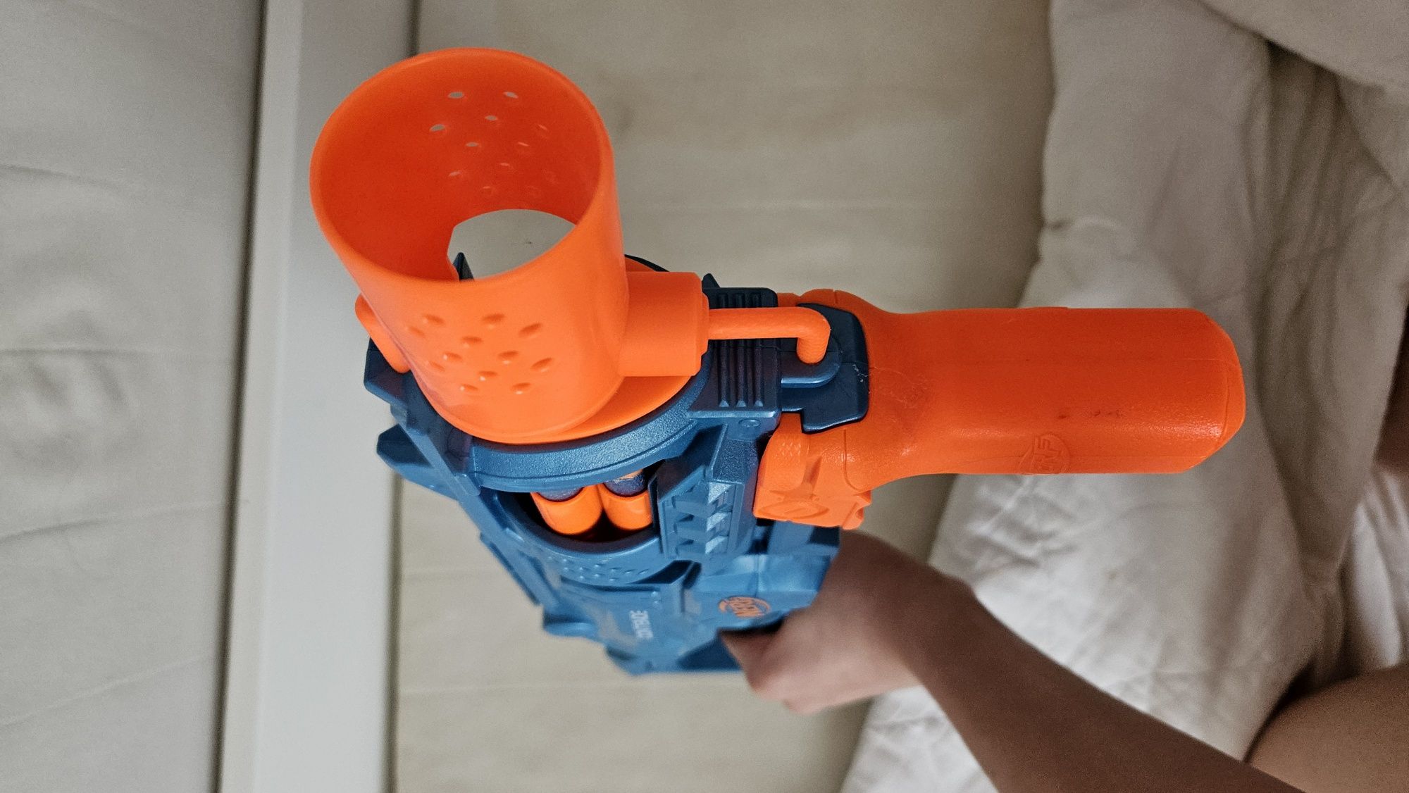 Pușcă Nerf cu 6 gloanțe