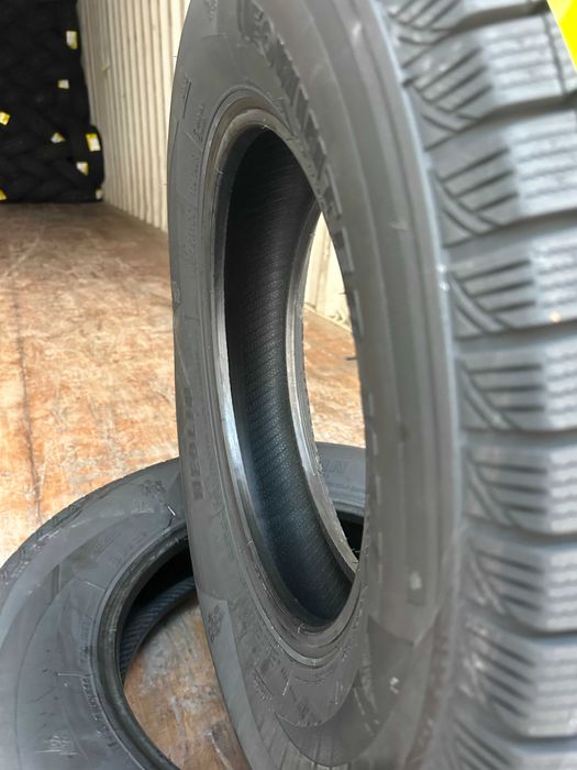 Нови зимни бусови гуми NEOLIN NEOWINTER 205/75R16C 110/108R НОВ DOT