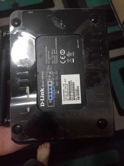 Router Wireless D-link n 300 mbs DIR 615 ca nou