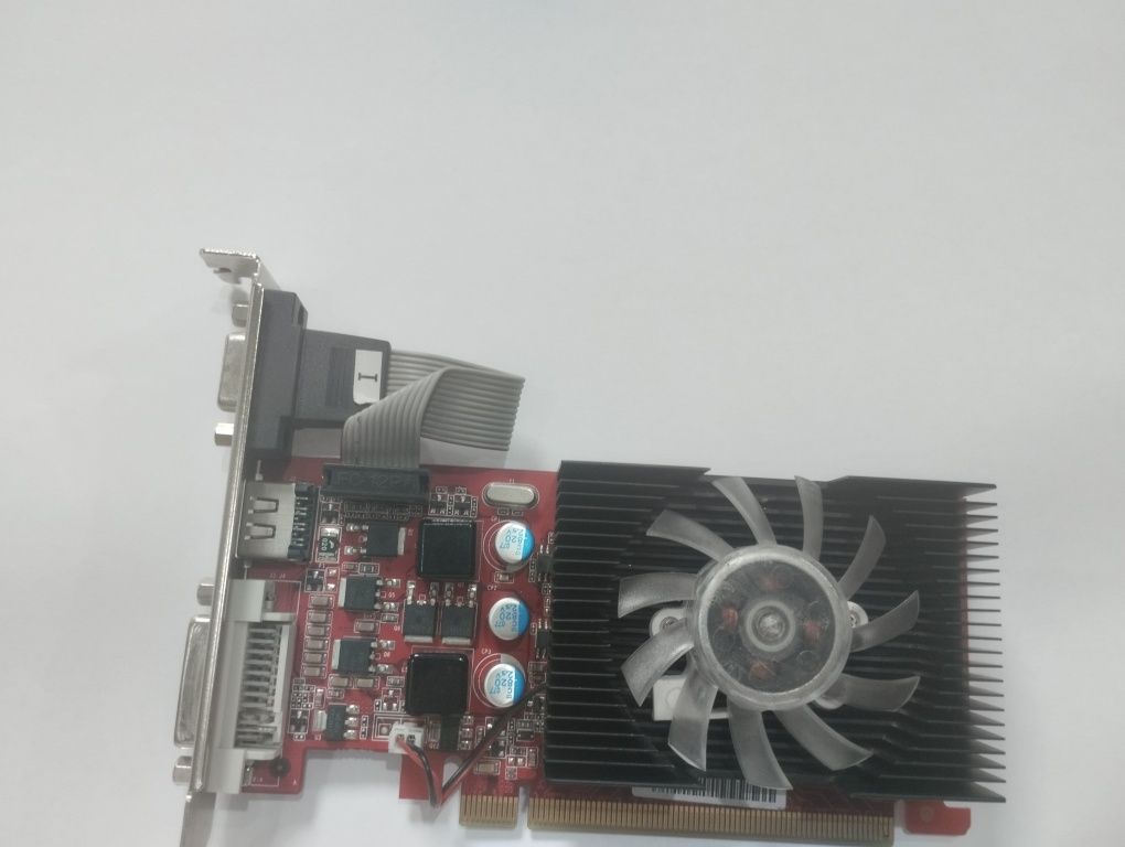 Видеокарта GT 43O 1O24M DDR3 128B в очень хорошем состоянии
