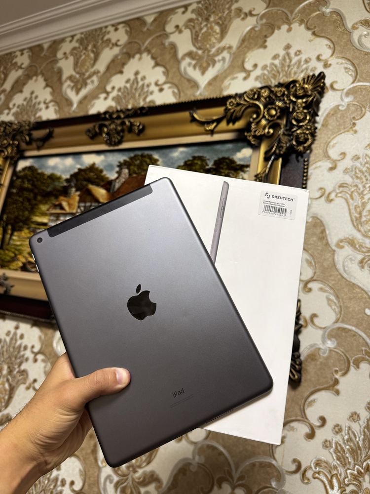 IPad 8 Wi-Fi + Cellular 128 gb