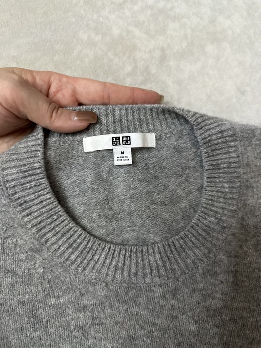 Uniqlo Юникло свитер 100 % шерсть