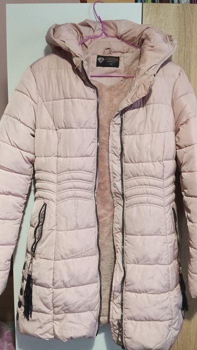 Дамско яке розово с подвижна яка