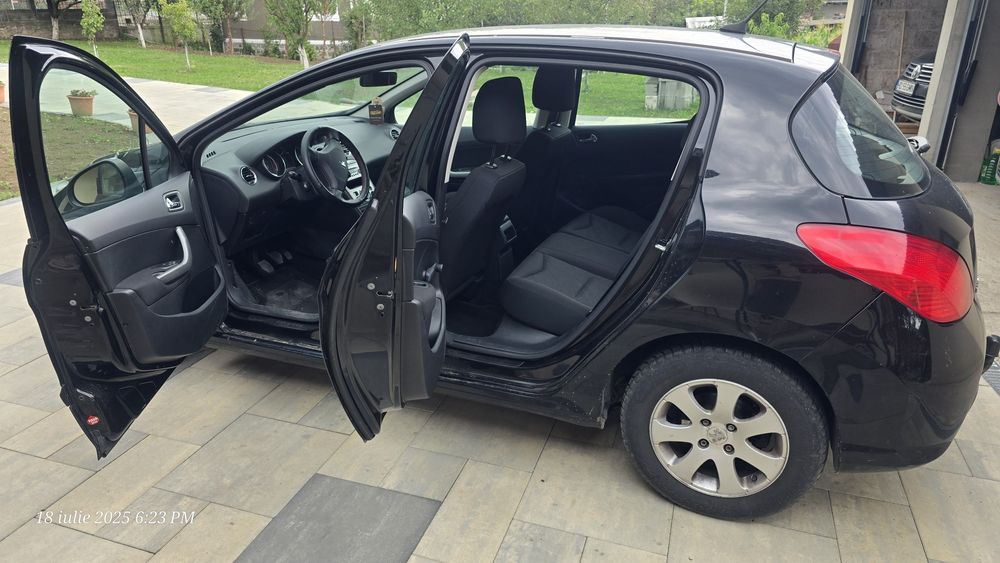 Peugeot 308 an 2010 urgent