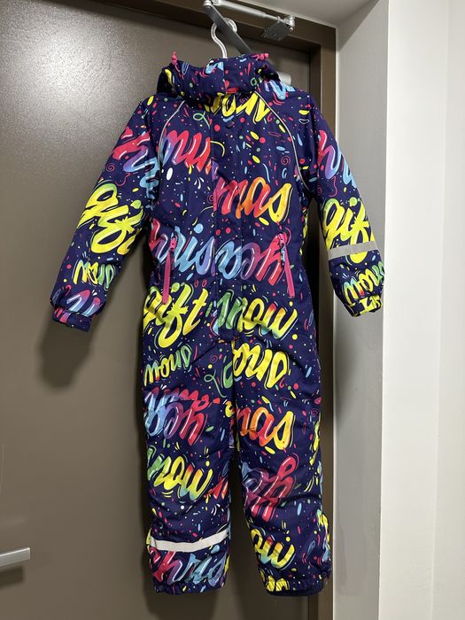 Продам зимний комбинезон для девочки (в идеальном состоянии). Рост 134