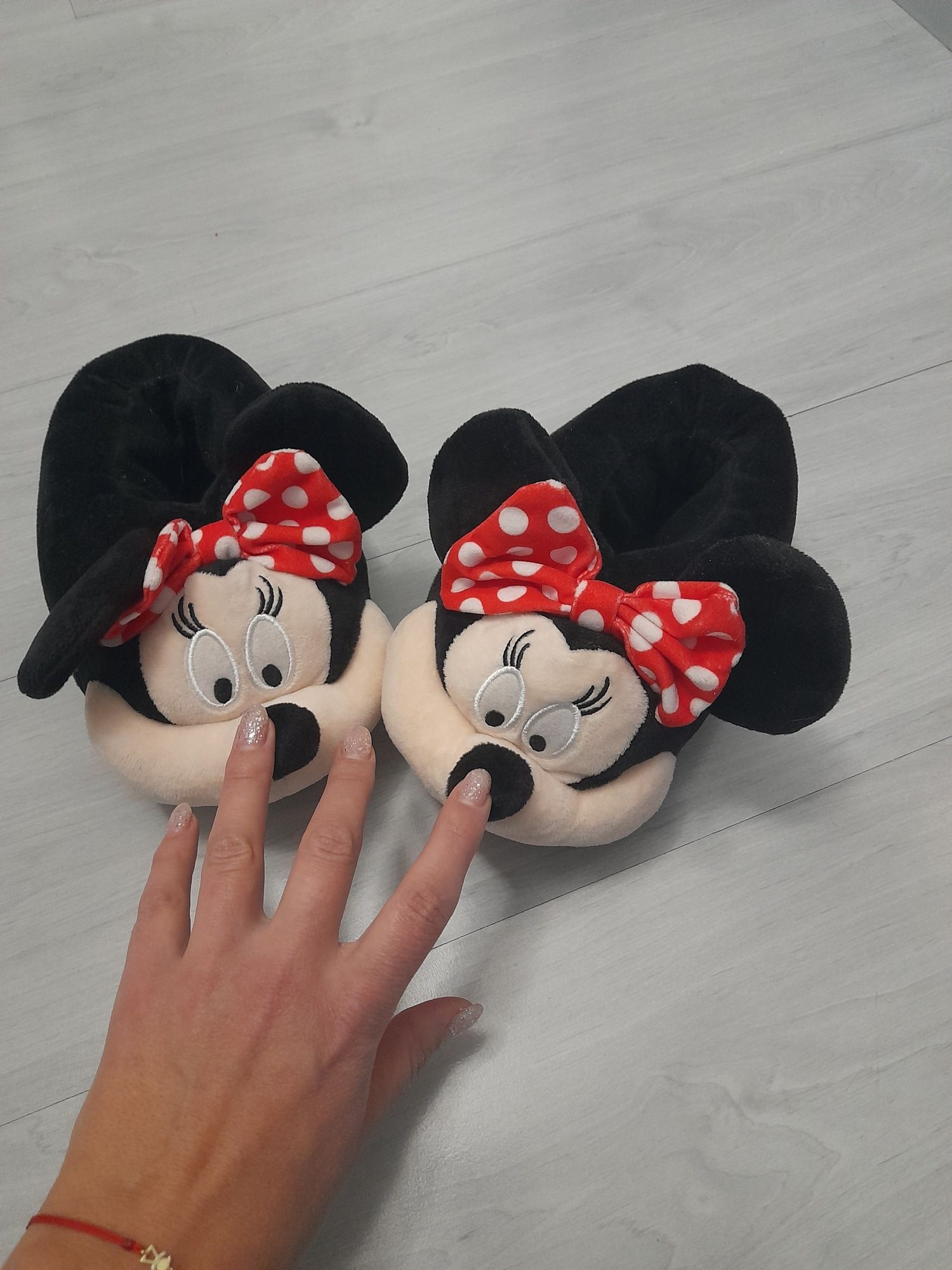 Botosei Minnie Mouse pentru fetite