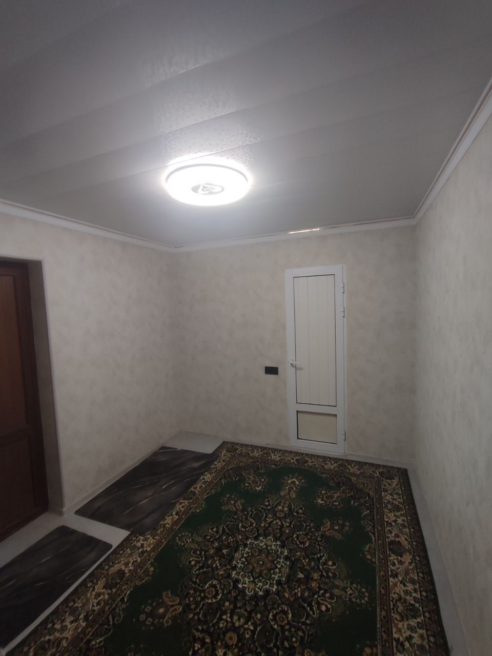 Ховли сотилади Фарход савхоз