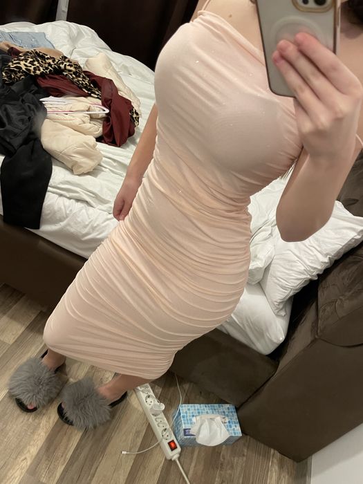 Rochie lunga roz