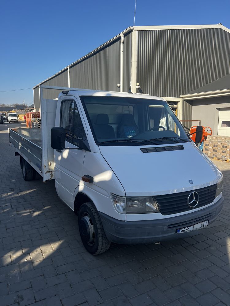 Mercedes Sprinter 412