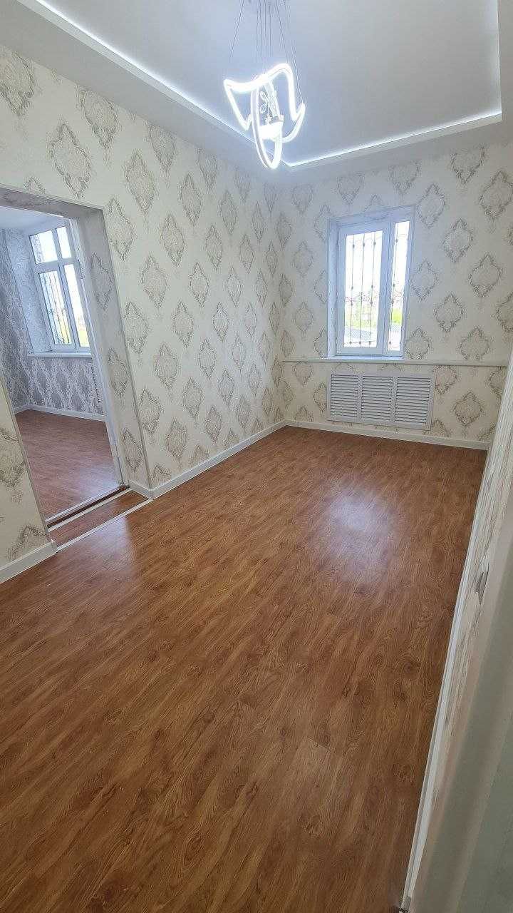 Продам 4х-ком 95м/кв на Себзаре, метро Гафур Гулям. Цена ВЫКУП.724*