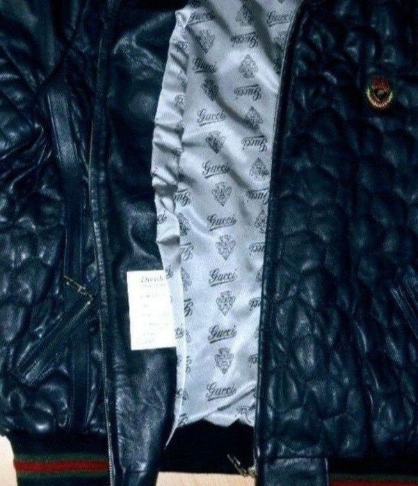 Geaca matlasata sezonul rece,piele naturala 100% Gucci,logo metalic