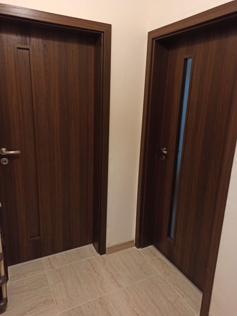 Продава се Двустаен апартамент в Казанлък - 65 кв.м за 4 €/кв.м - Снимка #6