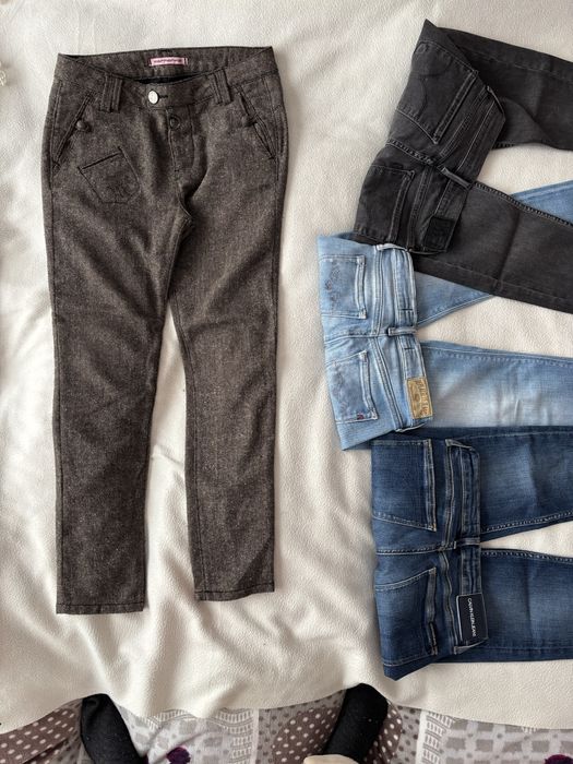 Blugi de firma in stare foarte buna