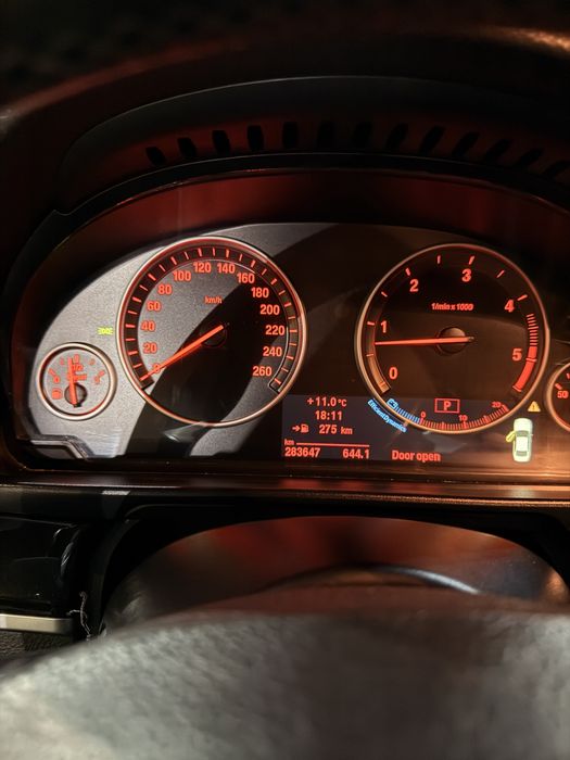 Vând BMW 525D (F10)– 2993 cm3, Automată, 204 CP – Întreținut Impecabil