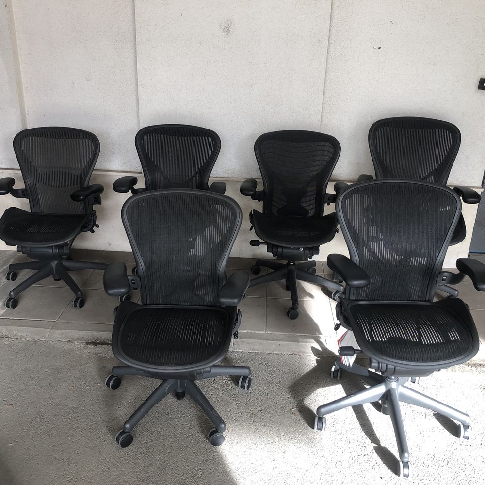 Herman Miller Aeron size B