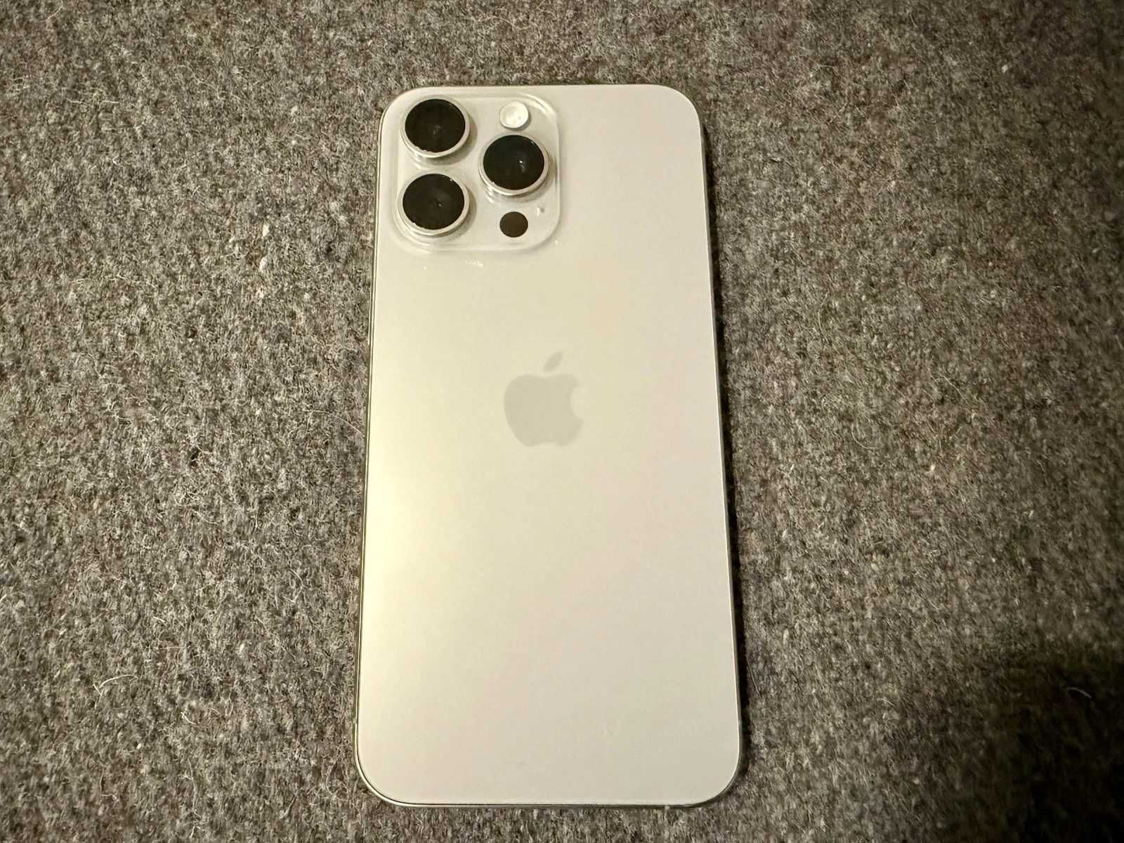 iPhone 15 Pro Max 512 GB
