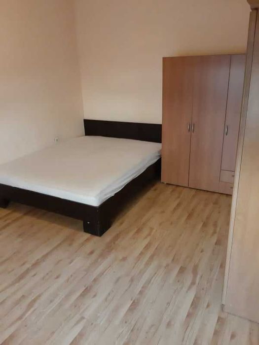 Дава се под наем Двустаен апартамент в Бургас, Меден рудник - зона А - 60 кв.м за 153 € - Снимка #1