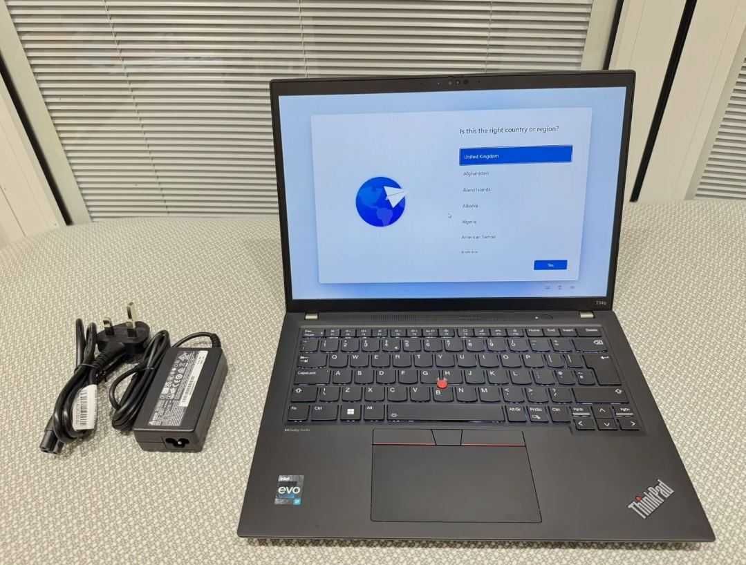 Lenovo ThinkPad T14s Gen 4 Intel i5-1345U, 16GB DDR5X, 1TB SSD НОВ