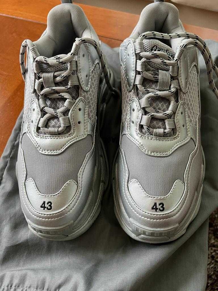 Adidași Balenciaga 43